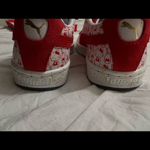 Hello Kitty x Puma Collab - Limited Edition - Picture 3 of 7